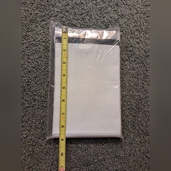 Assorted Packing Materials - Picture 9 of 14